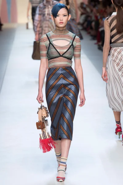 Look 5